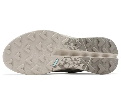 On Cloudhoriz 2 In Gray