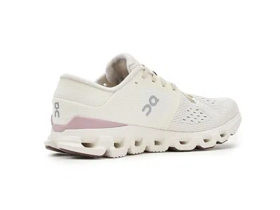 On Cloud X 4 Sneakers In White