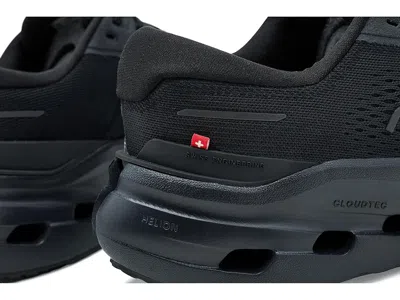 On Cloud Runner 3 Wide Sneaker In Black