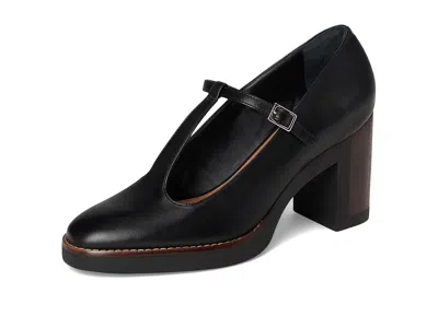 Bernardo Noto In Black