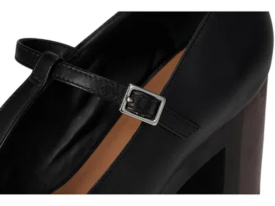 Bernardo Noto In Black