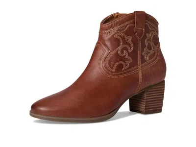 Aetrex Reagan Western Heeled Boots In Brown
