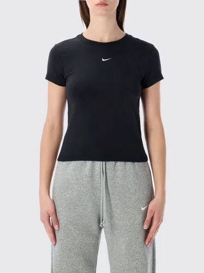 Nike Sportswear Club Chill Knit Mod Crop T-shirt In Black
