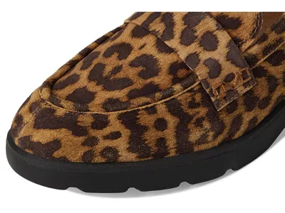 Vionic Cleo Loafer In Brown