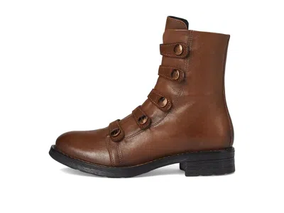 Eric Michael Dottie In Brown