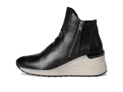 Eric Michael Nancy In Black