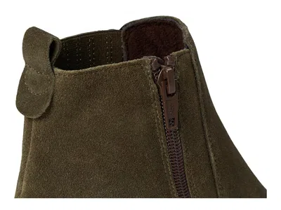 Eric Michael Sahara In Green