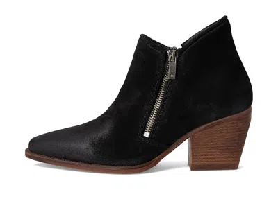 Eric Michael Starr In Black