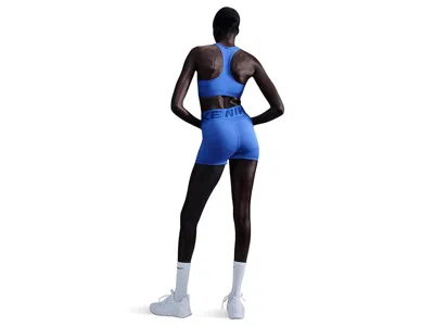 Nike Swoosh Medium Support Bra