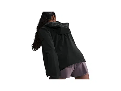 Nike Swift Repel Packable Running Jacket In Green