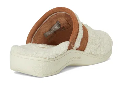 Vionic Izzy Mule Slippers In White