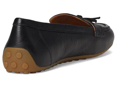 Vionic Taryn Driver Shoes In Black