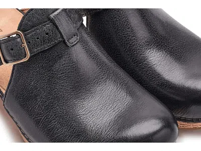 Dansko Leandra Clogs In Black