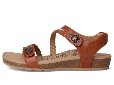 Aetrex Jillian In Brown