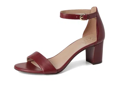 Naturalizer Wide Width Vera Sandal In Burgundy