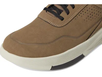 Dockers Pivot In Brown