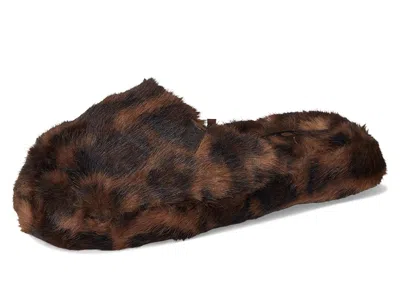 Roxy Sloane In Brown