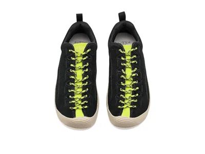 Keen Jasper In Black