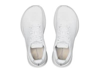 Altra Experience Flow 3 In White