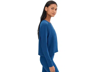 Beyond Yoga Featherweight Daydreamer Pullover In Blue