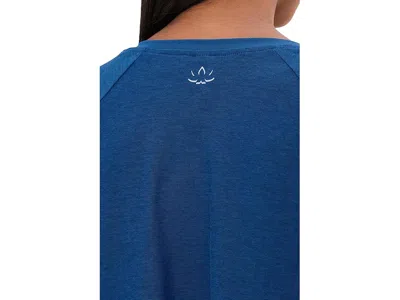 Beyond Yoga Featherweight Daydreamer Pullover In Blue