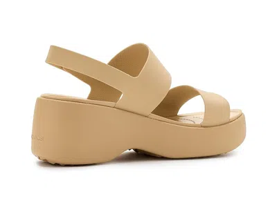 Crocs Brooklyn Low Wedge In Brown