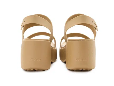 Crocs Brooklyn Low Wedge In Brown