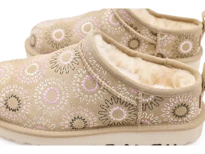 Ugg Classic Micro Sun Stitch In Brown