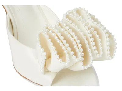 Steve Madden Affinity In White