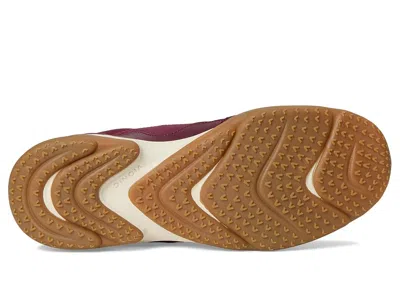 Vionic Walk Slim Glide Walking Shoes