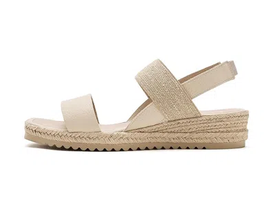 La Canadienne Rowena In White