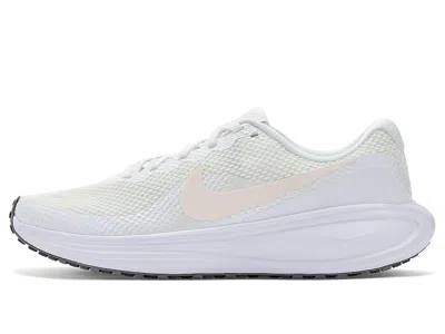 Nike Revolution 8 In Multi