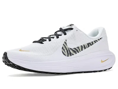 Nike Revolution 8 In White