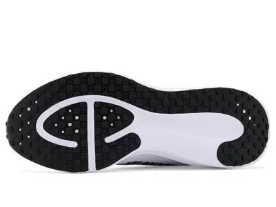 Nike Revolution 8 In White