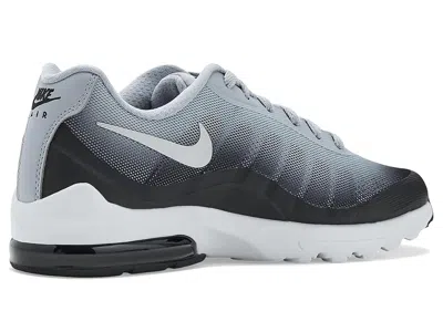 Nike Air Max Invigor In Gray