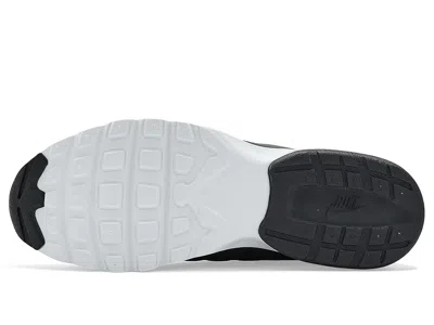 Nike Air Max Invigor In Gray