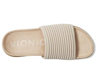 Vionic Evie Knit In White