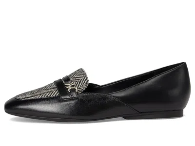 Naturalizer Wide Width Create Loafer In Black