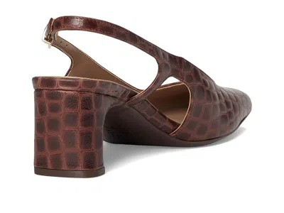 Naturalizer Carmen In Brown