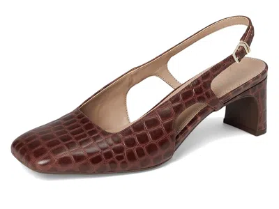 Naturalizer Carmen In Brown