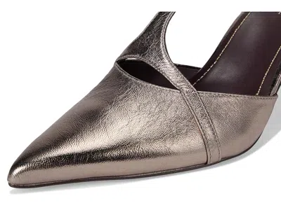 Naturalizer Ezlyn In Brown