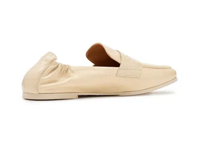 La Canadienne Kitson Crushed Leather Loafer In Neutral