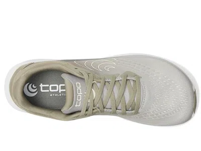 Topo Athletic Phantom 4 In Gray