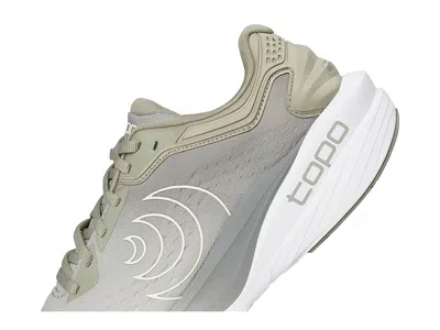 Topo Athletic Phantom 4 In Gray