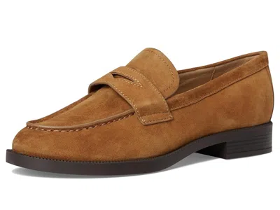 Nine West Berg In Brown