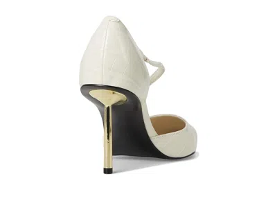 Nine West Dolen In White