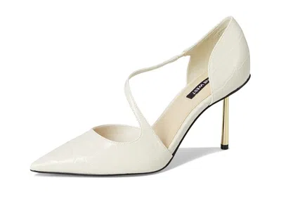 Nine West Dolen In White