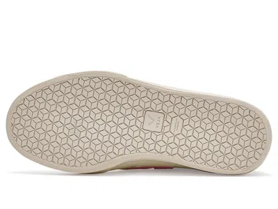 Veja Recife O.t. Leather Sneakers In White