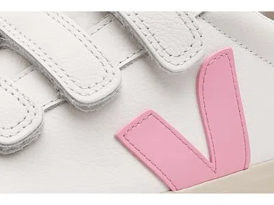 Veja Recife O.t. Leather Sneakers In White