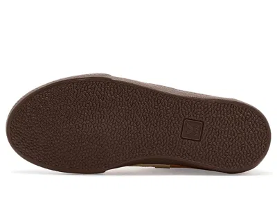 Veja Volley In Brown